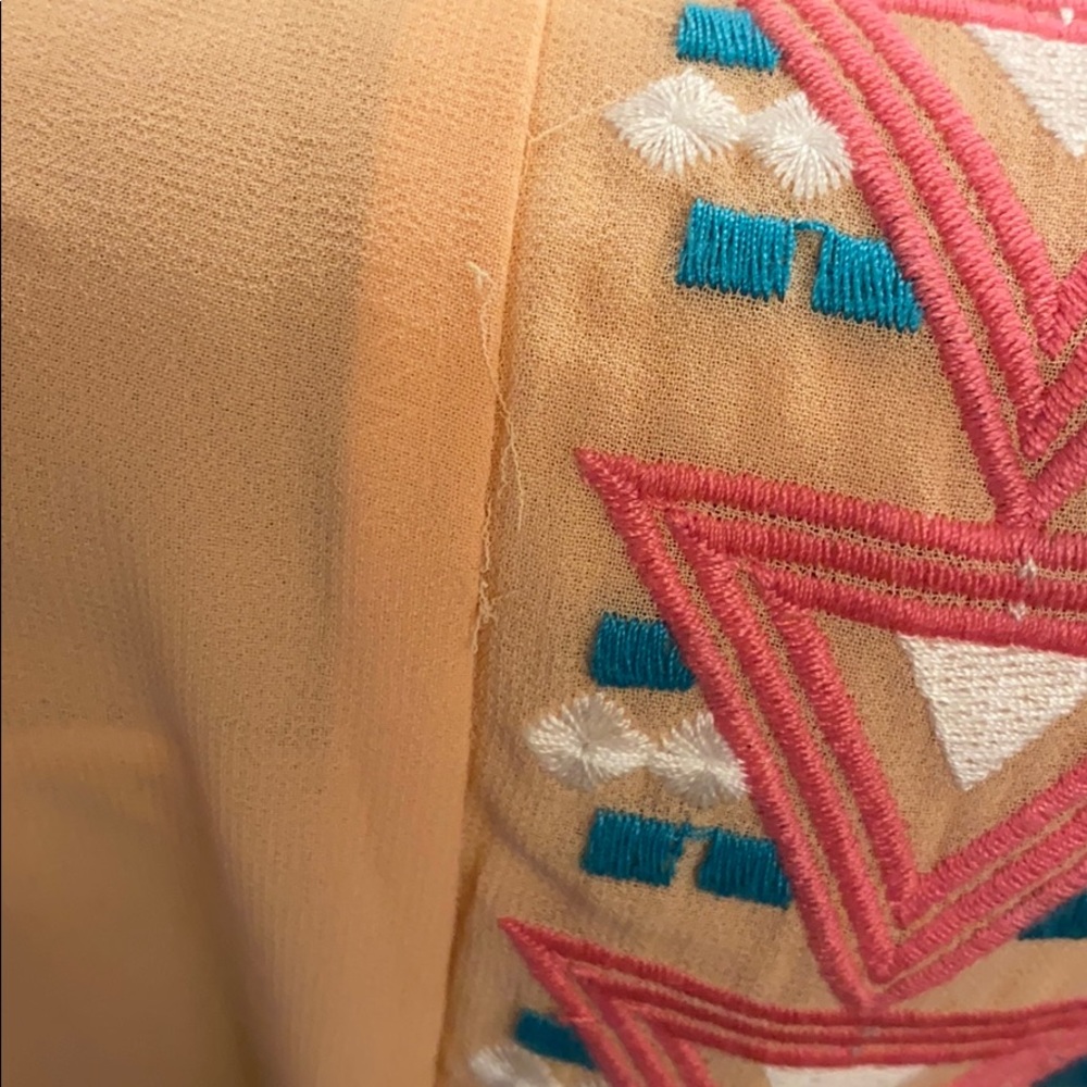 Peach Aztec Tank - Picture 4 of 4